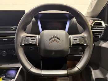 Used Citroen C4 2024 for sale - 76801301: Photo