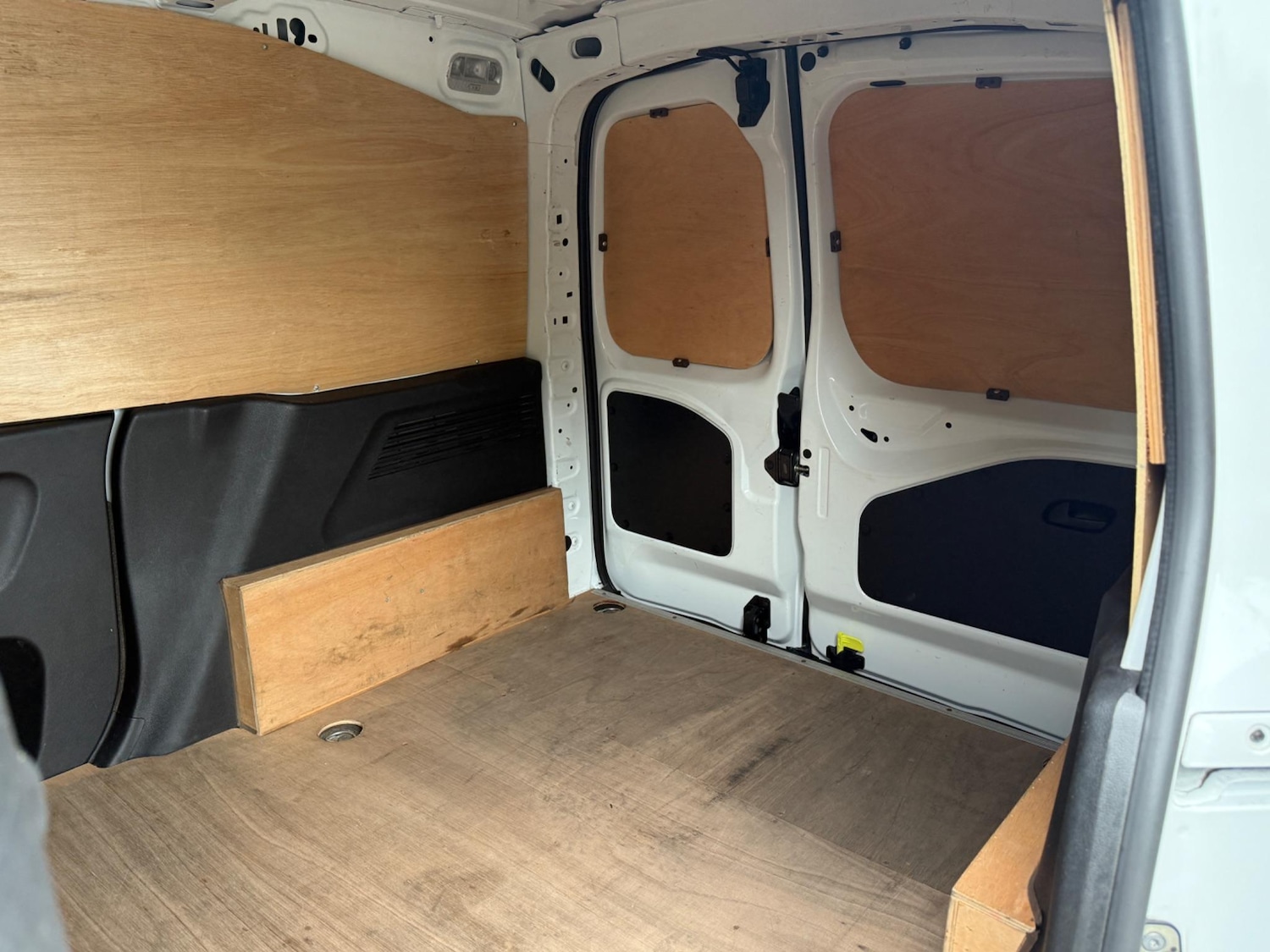 Used Peugeot Partner 2022 for sale - 76085257: Photo 17