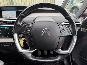 Used Citroen C4 Grand Picasso 2017 for sale - 75387714: Photo