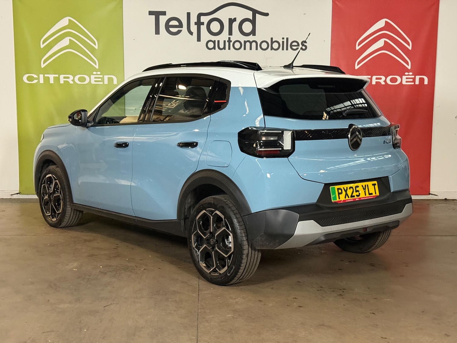 Used Citroen C3 2025 for sale - 76409425: Photo 2