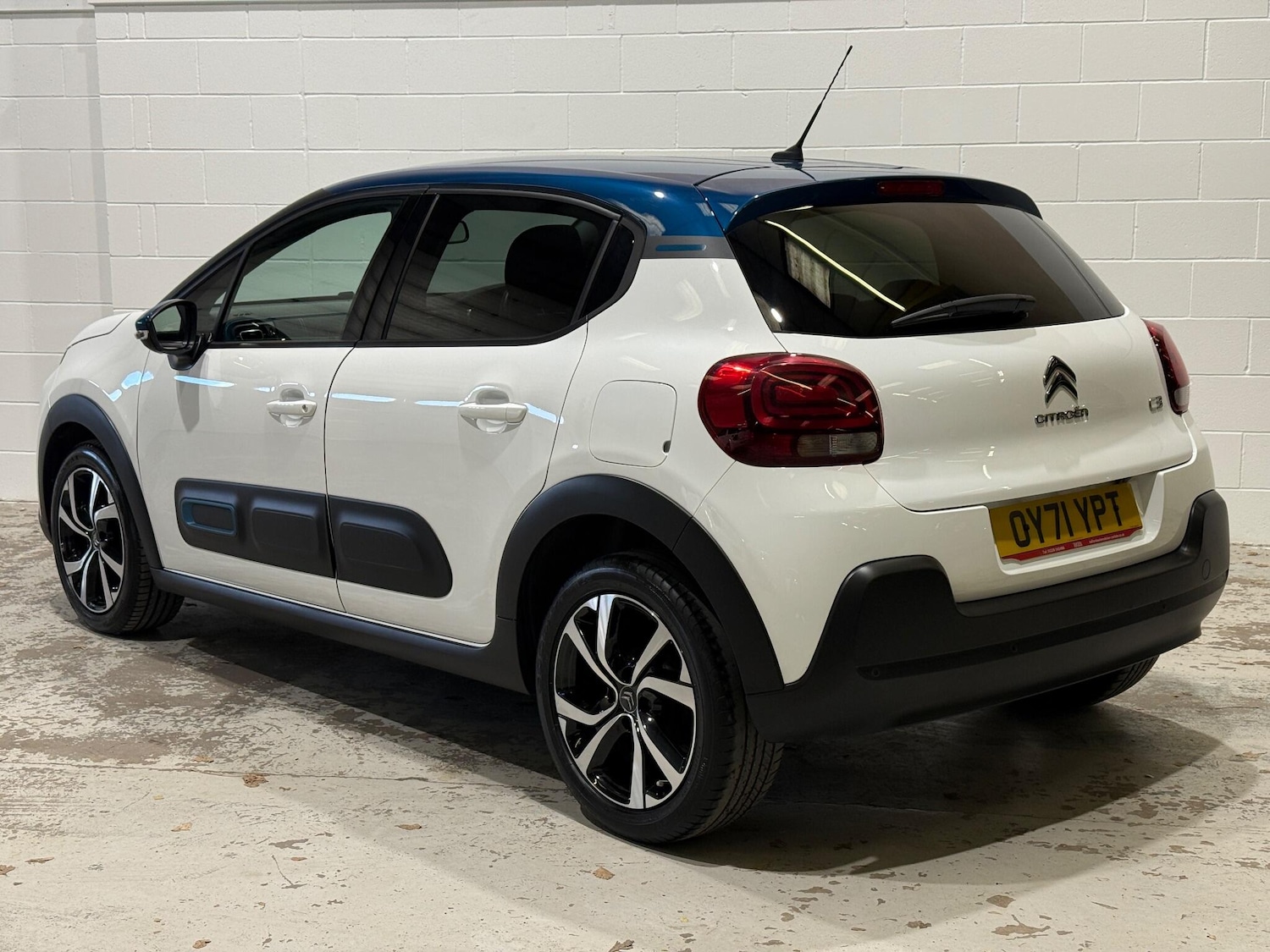 Used Citroen C3 2021 for sale - 77016866: Photo 2