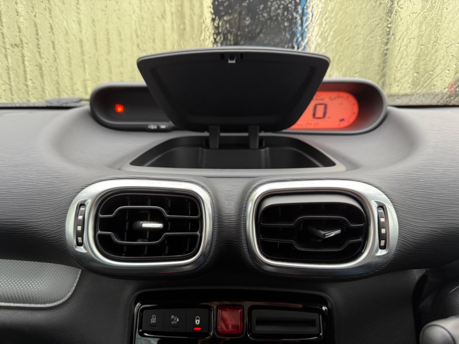 Used Citroen C3 Picasso 2017 for sale - 76433164: Photo 20