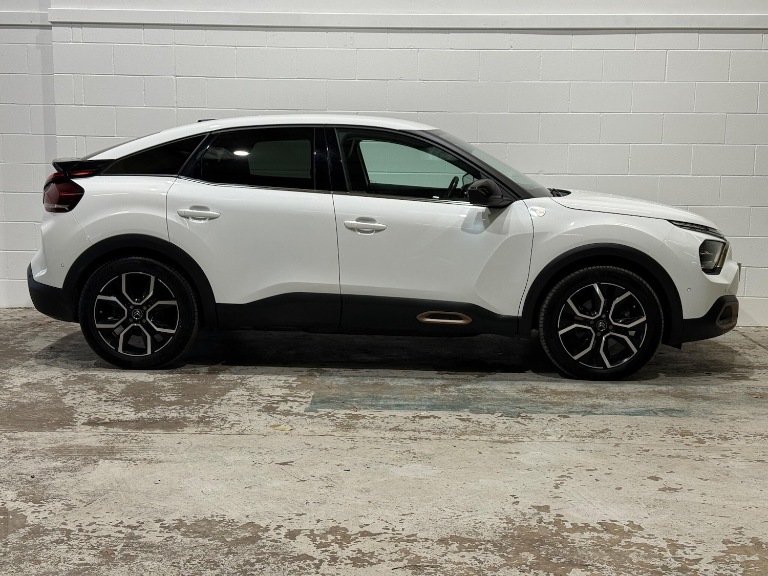 Used Citroen e-C4 2022 for sale - 77120772: Photo 6