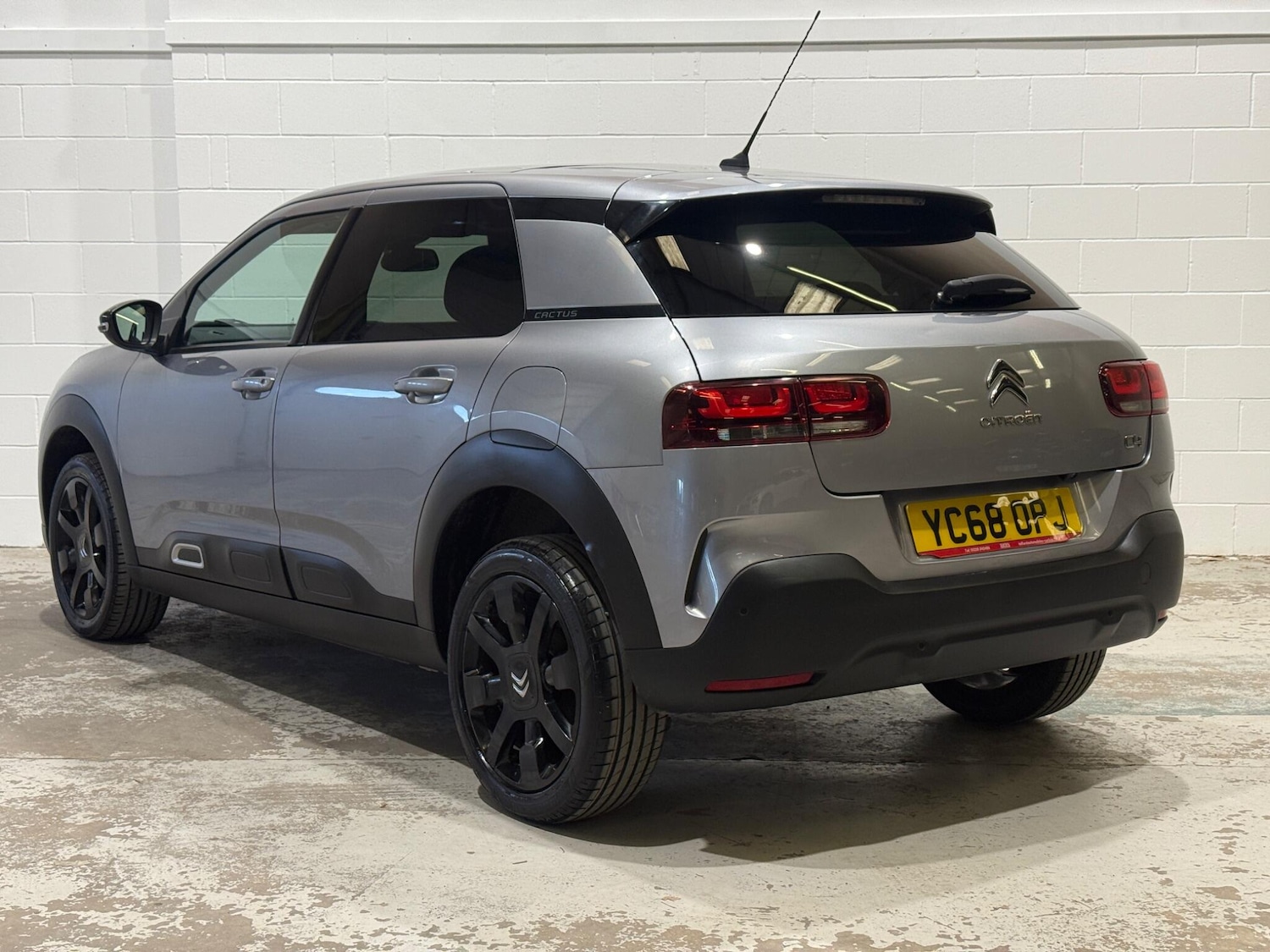 Used Citroen C4 Cactus 2018 for sale - 77783375: Photo 2