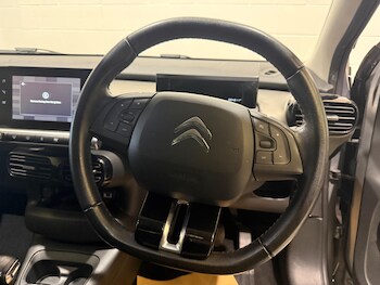 Used Citroen C4 Cactus 2018 for sale - 77783375: Photo