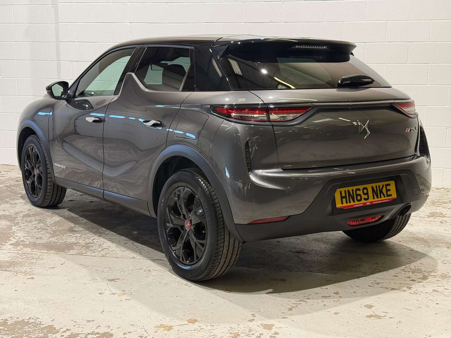 Used DS Automobiles DS 3 Crossback 2019 for sale - 76727097: Photo 2