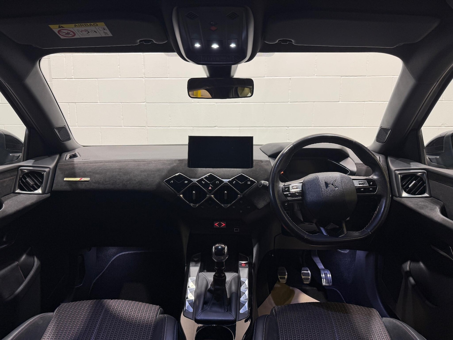 Used DS Automobiles DS 3 Crossback 2019 for sale - 76727097: Photo 24