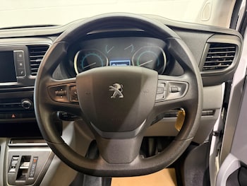 Used Peugeot e-Expert 2023 for sale - 78728402: Photo
