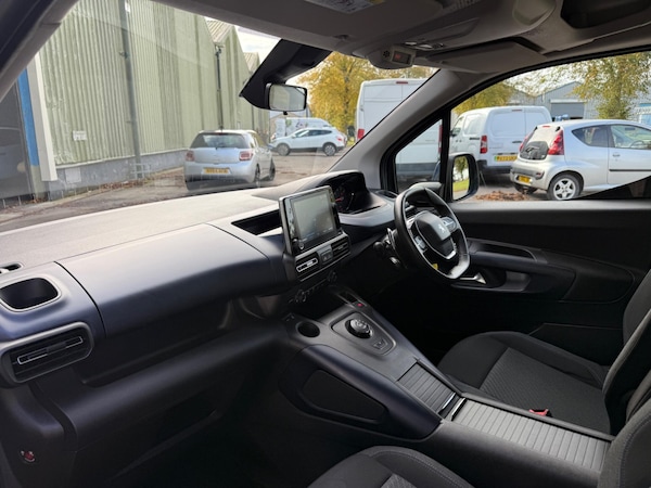 Used Peugeot Rifter 2018 for sale - 76122476: Photo 24