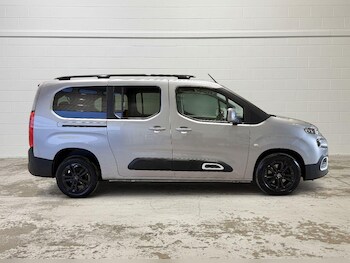 Used Citroen Berlingo 2021 for sale - 76936009: Photo