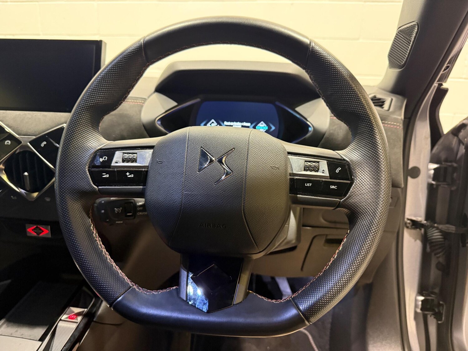 Used DS Automobiles DS 3 Crossback 2021 for sale - 76728082: Photo 4