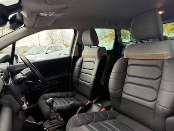 Used Citroen C3 Aircross 2022 for sale - 76083853: Photo