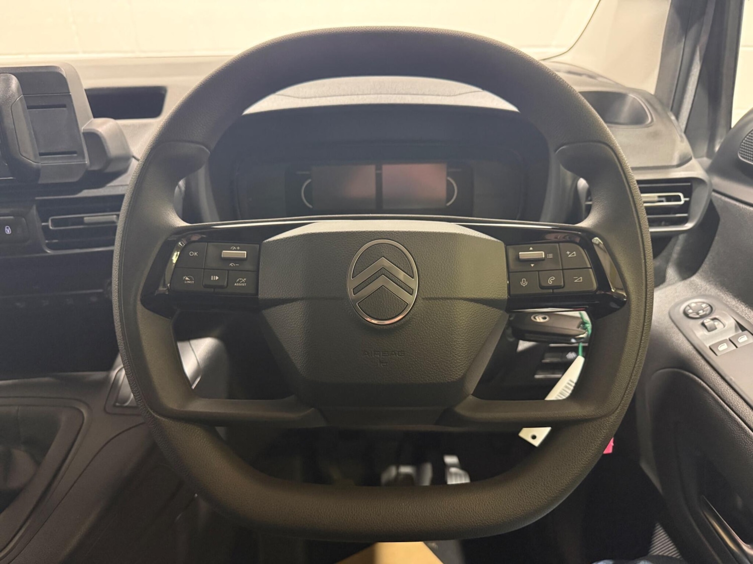 Used Citroen Berlingo 2025 for sale - 77292019: Photo 3