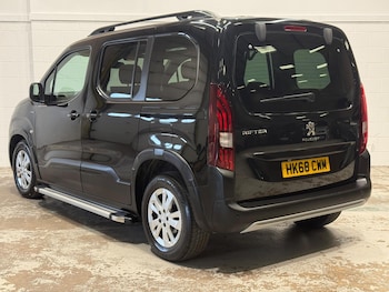 Used Peugeot Rifter 2019 for sale - 78922496: Photo