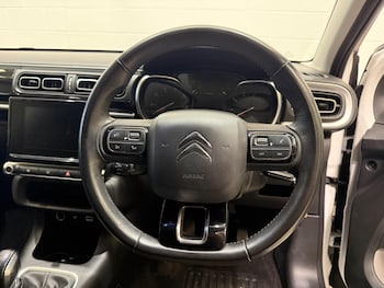 Used Citroen C3 2018 for sale - 79075875: Photo