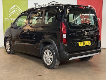 Used Peugeot Rifter 2018 for sale - 76246608: Photo
