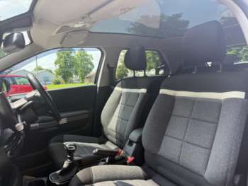 Used Citroen C4 Cactus 2018 for sale - 74921482: Photo