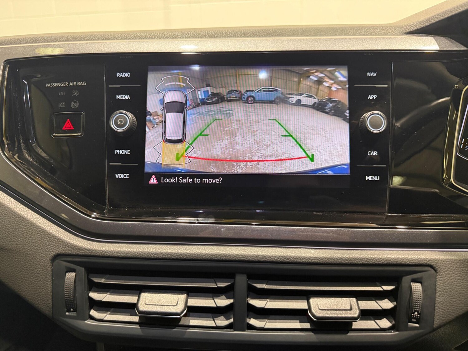 Used Volkswagen Polo 2022 for sale - 77538636: Photo 24