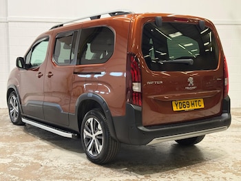 Used Peugeot Rifter 2020 for sale - 79452435: Photo