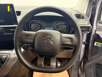 Used Citroen Berlingo 2023 for sale - 78878391: Photo