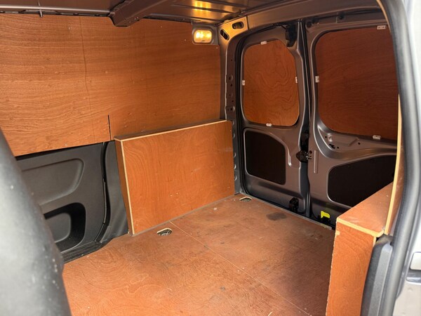 Used Citroen Berlingo 2018 for sale - 75658801: Photo 18