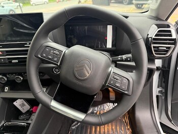 Used Citroen e-C4 2026 for sale - 77824303: Photo