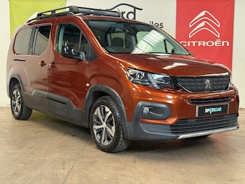 2019 (19) - 1.5 BlueHDi GT Line Long MPV Euro 6 5dr