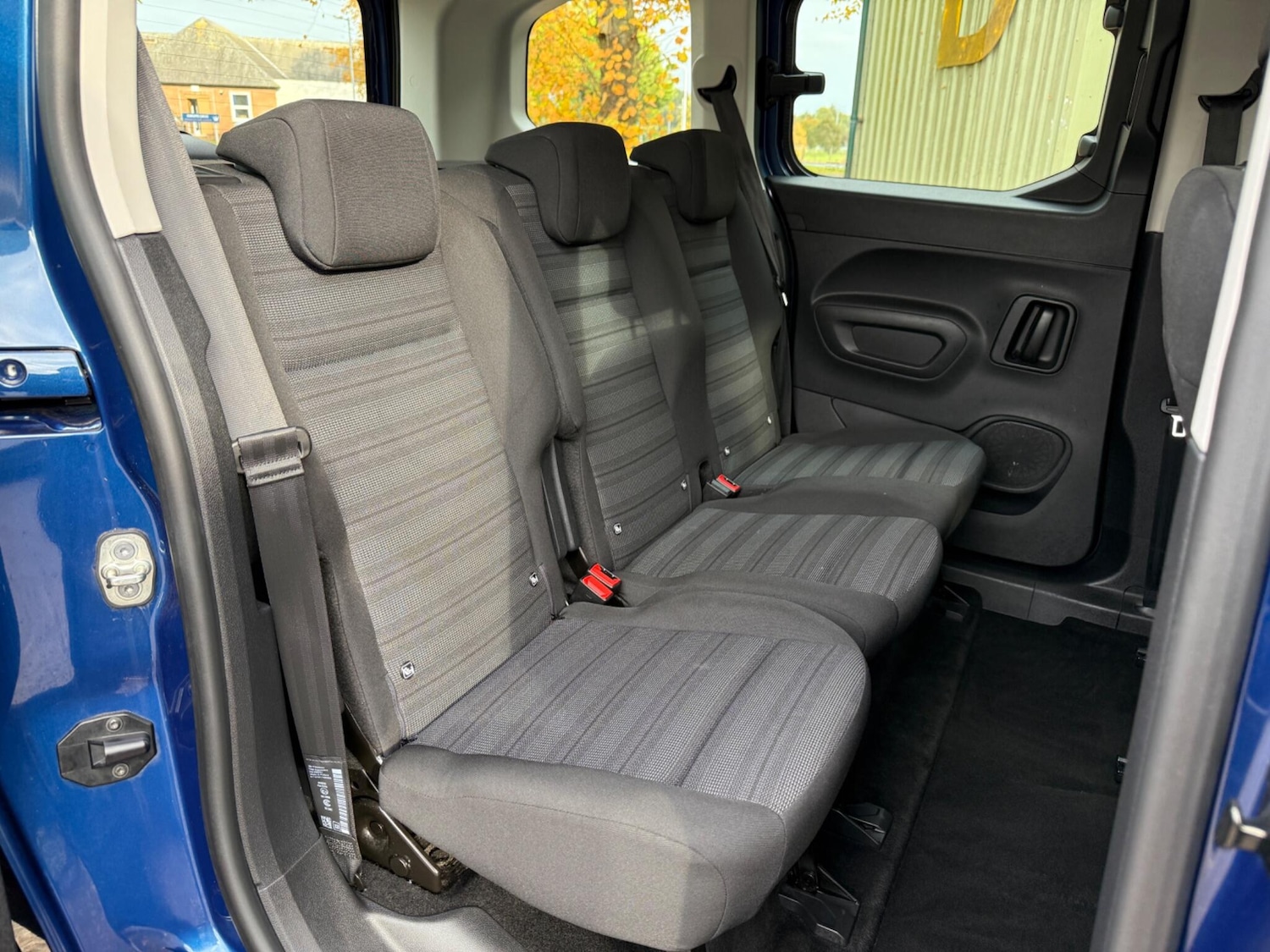 Used Vauxhall Combo Life 2019 for sale - 76282606: Photo 23