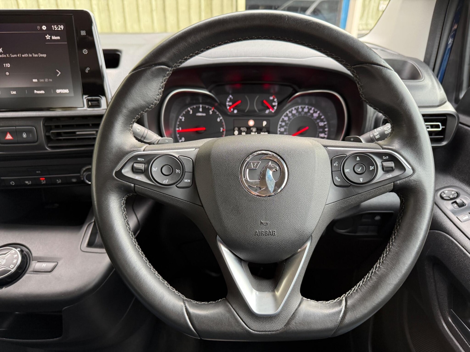 Used Vauxhall Combo Life 2019 for sale - 76282606: Photo 3