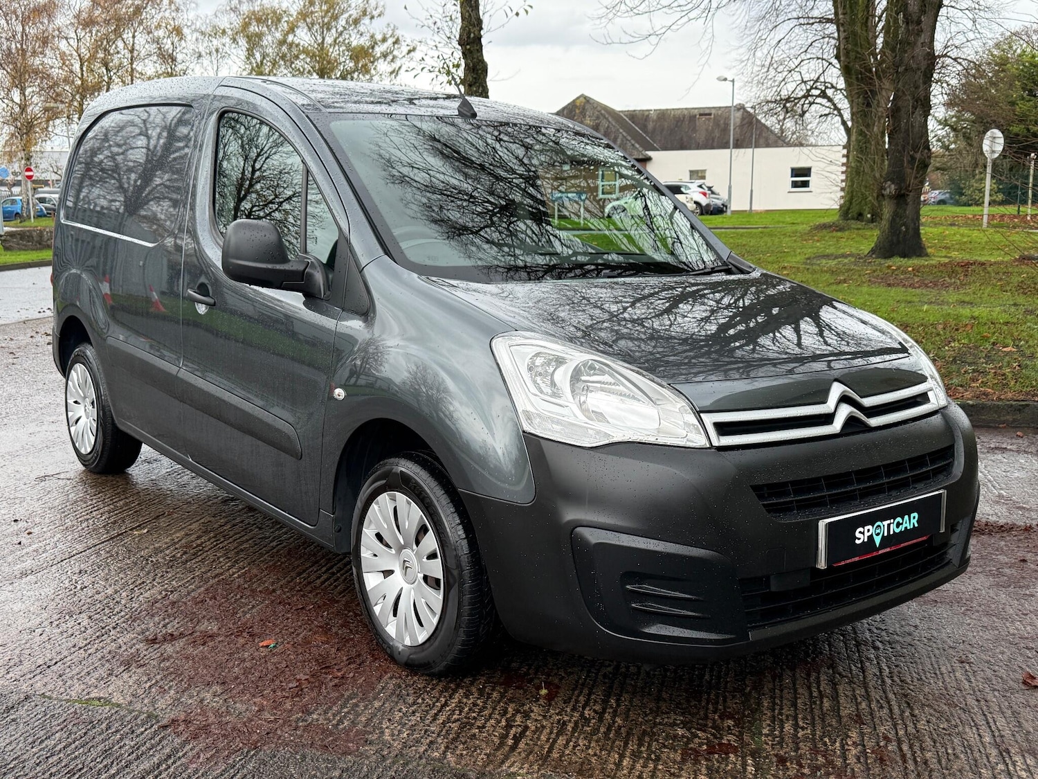 Used Citroen Berlingo 2017 for sale - 76550126: Photo 1