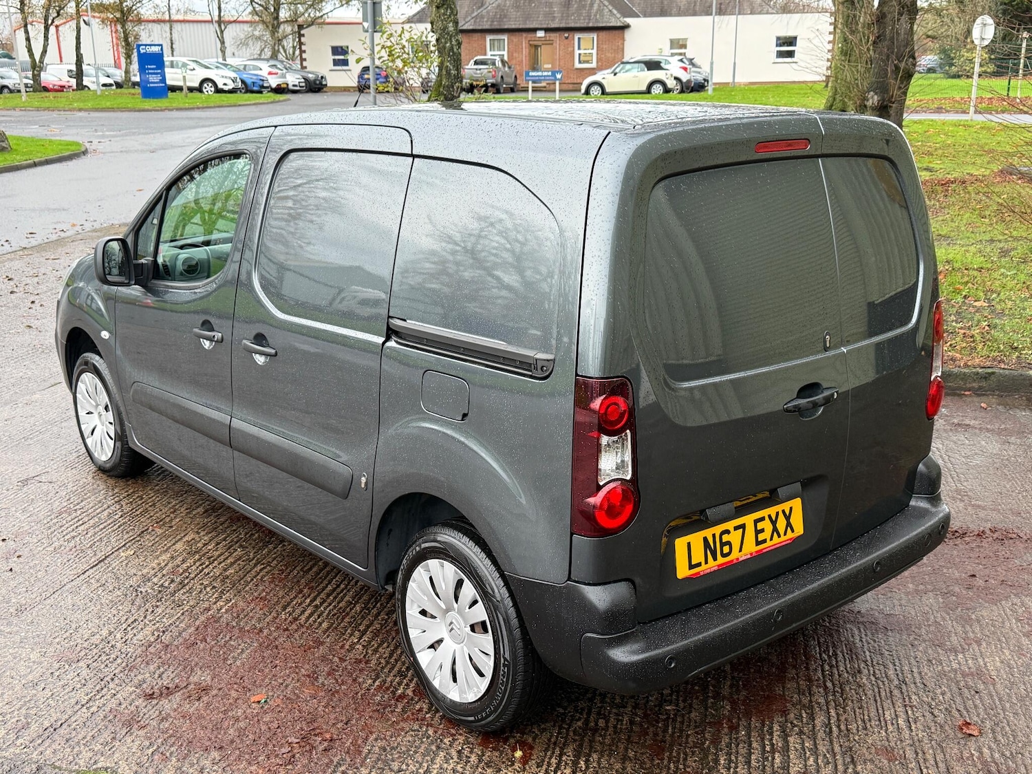 Used Citroen Berlingo 2017 for sale - 76550126: Photo 20