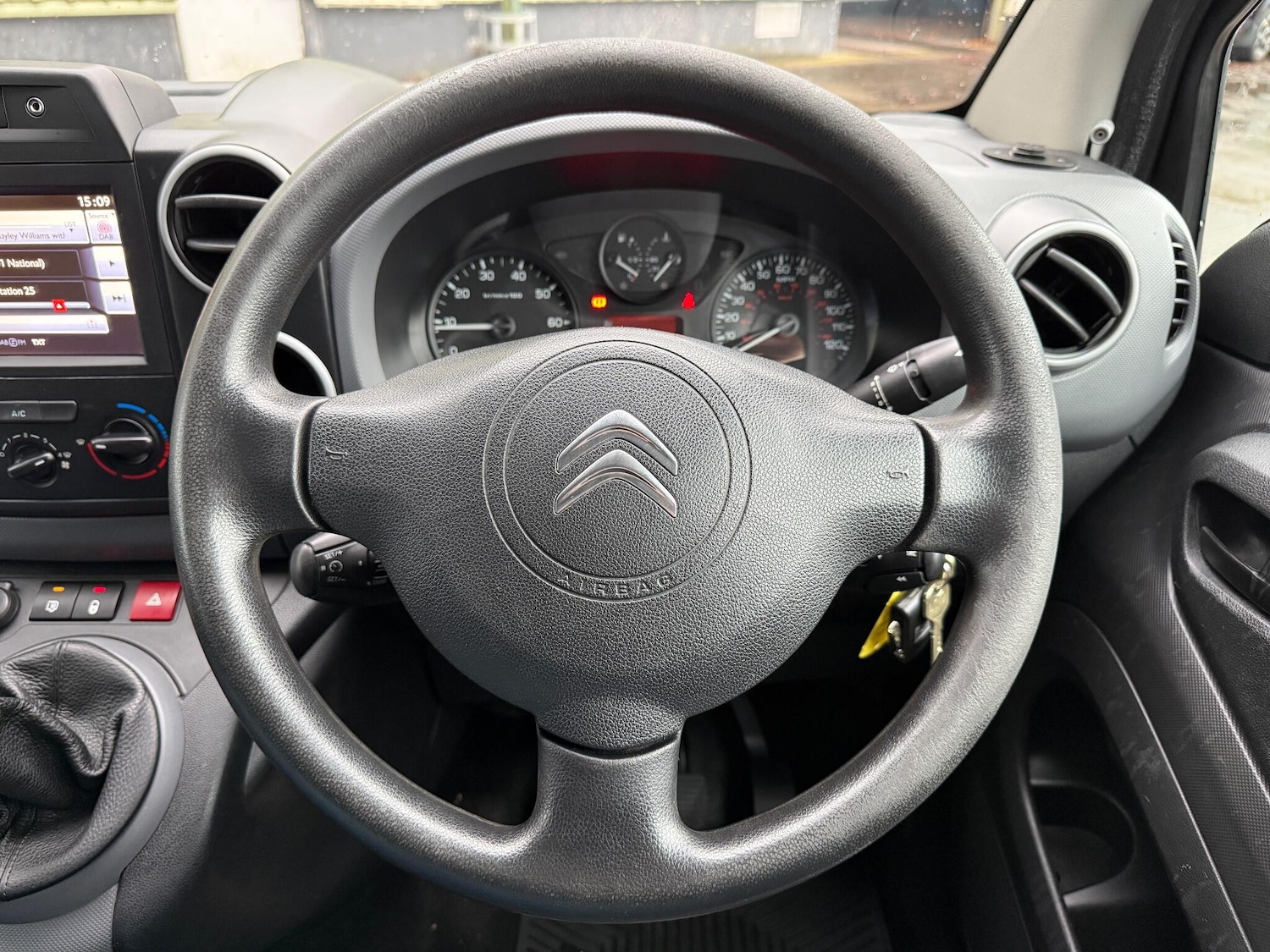 Used Citroen Berlingo 2017 for sale - 76550126: Photo 3