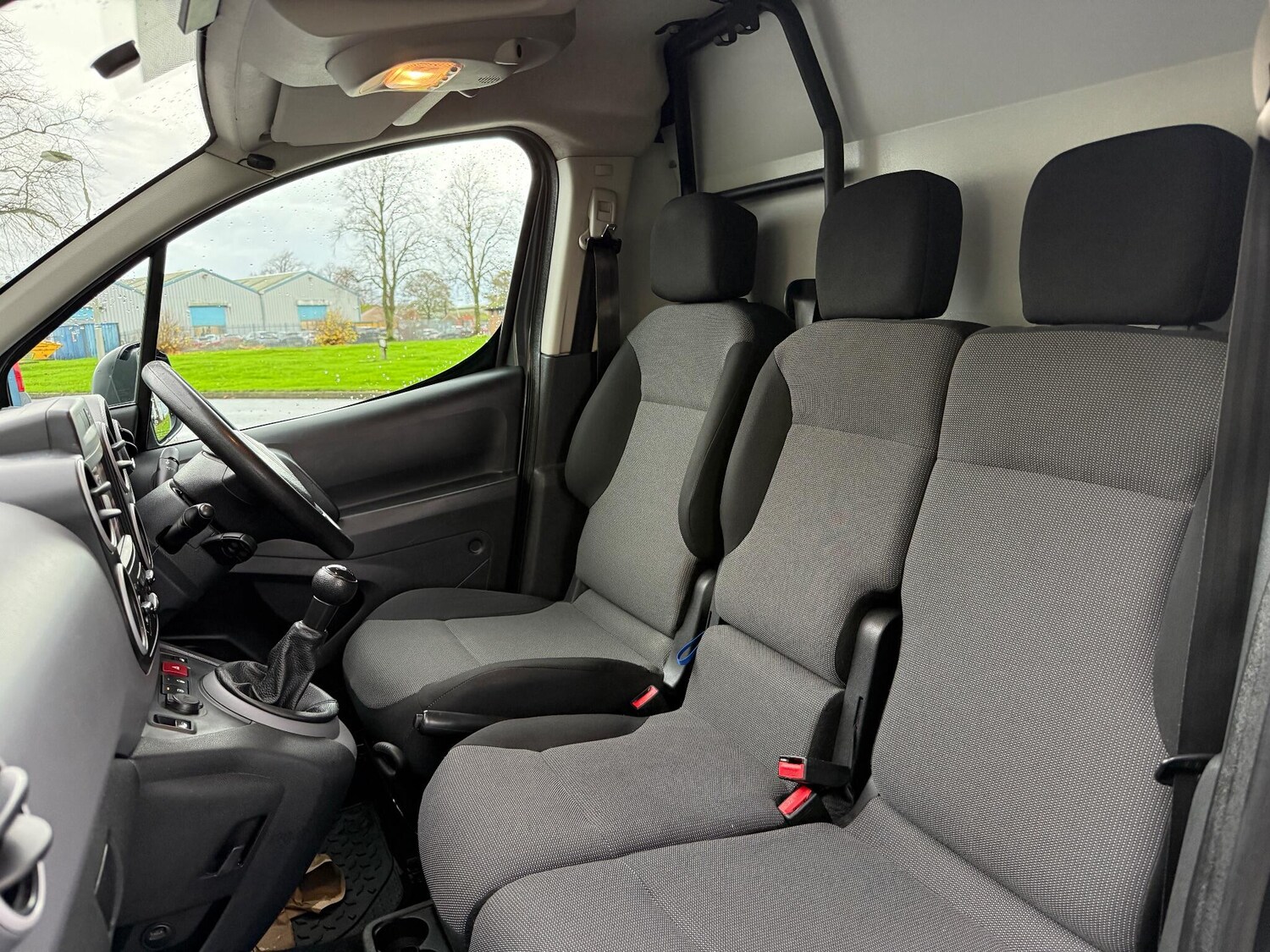Used Citroen Berlingo 2017 for sale - 76550126: Photo 4