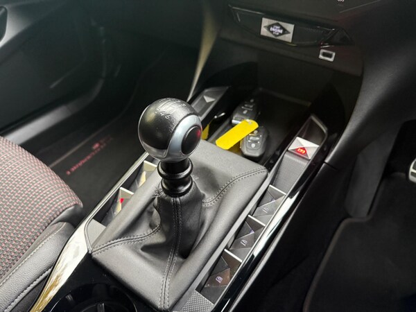 Used DS Automobiles DS 3 Crossback 2022 for sale - 76095226: Photo 18