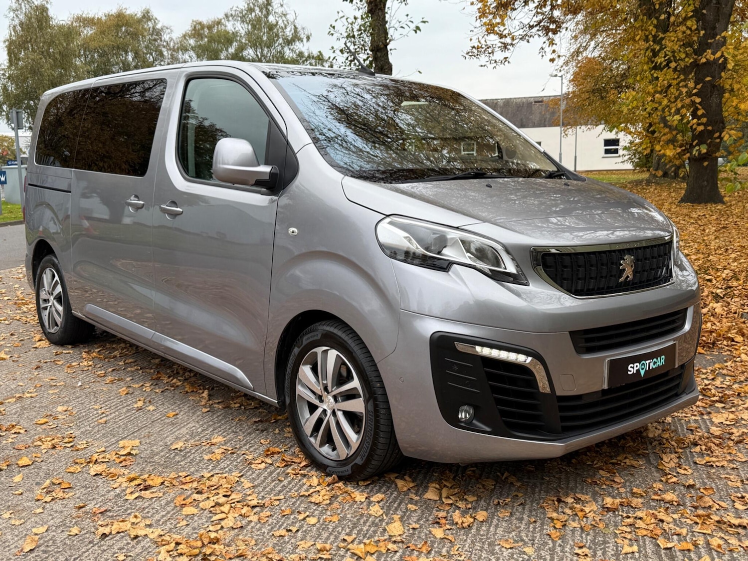 Used Peugeot Traveller 2021 for sale - 76214340: Photo 1