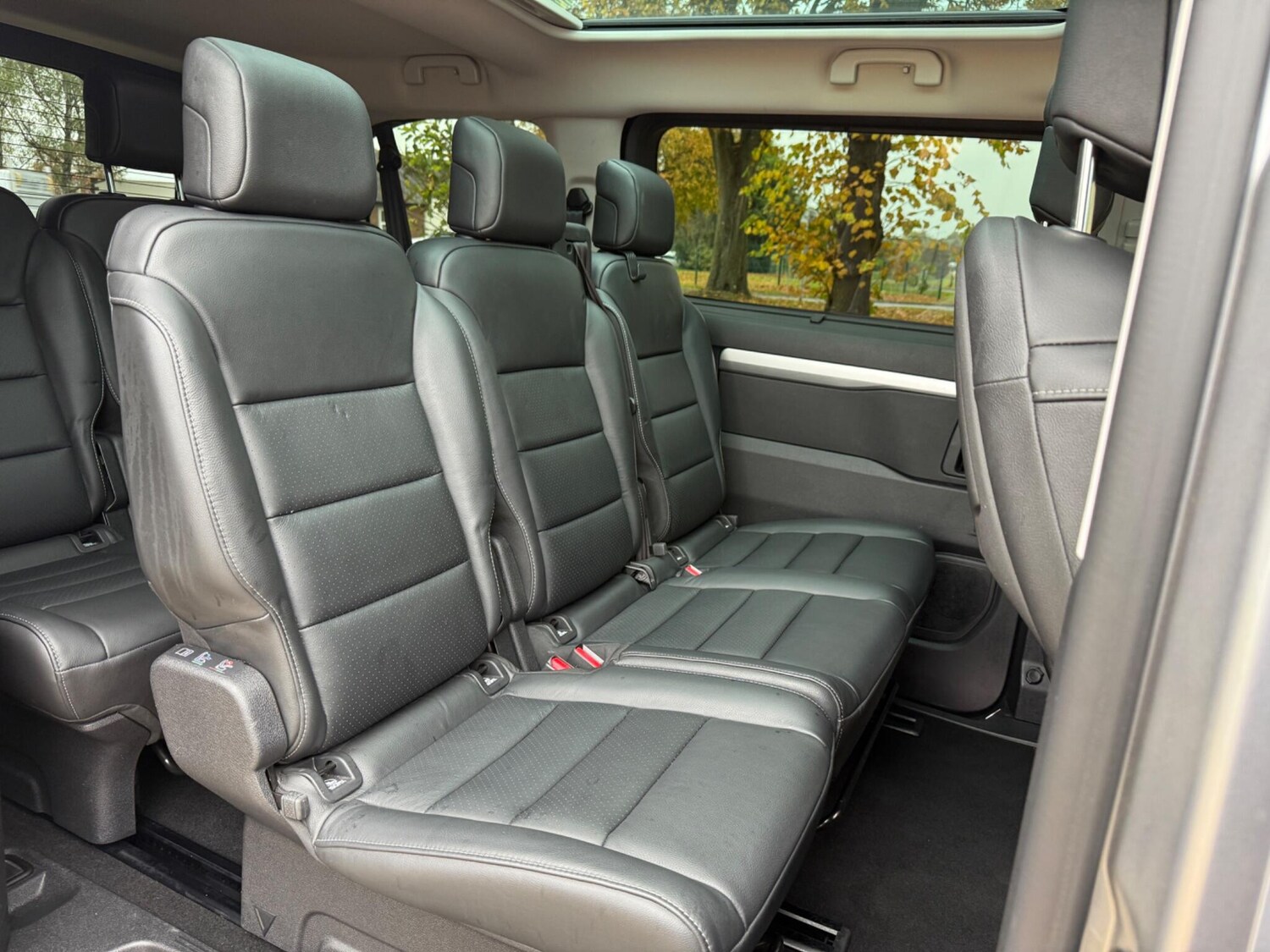 Used Peugeot Traveller 2021 for sale - 76214340: Photo 12