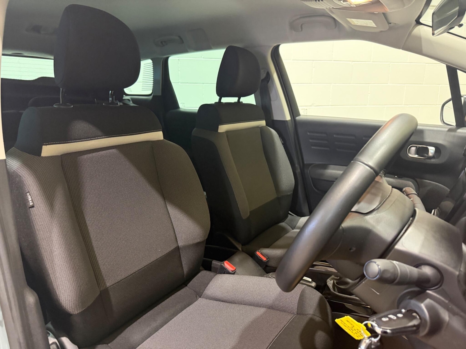 Used Citroen C3 Aircross 2023 for sale - 77737884: Photo 8