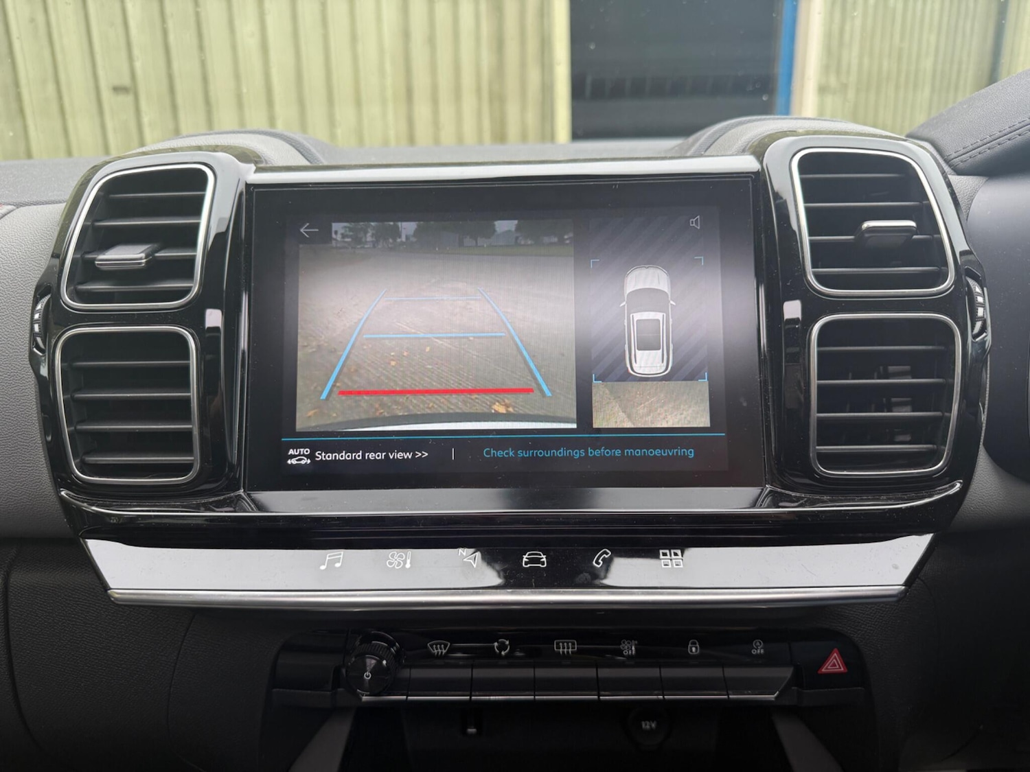 Vehicle 21