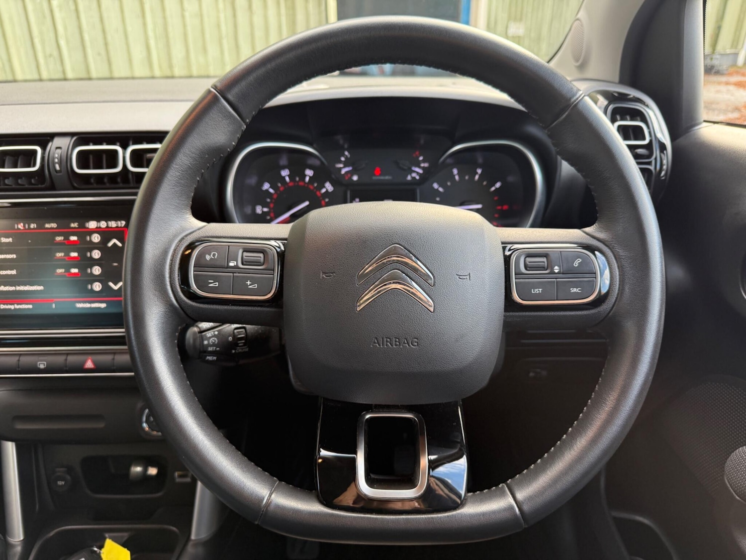 Used Citroen C3 Aircross 2017 for sale - 76337489: Photo 3
