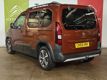 Used Peugeot Rifter 2019 for sale - 76409135: Photo