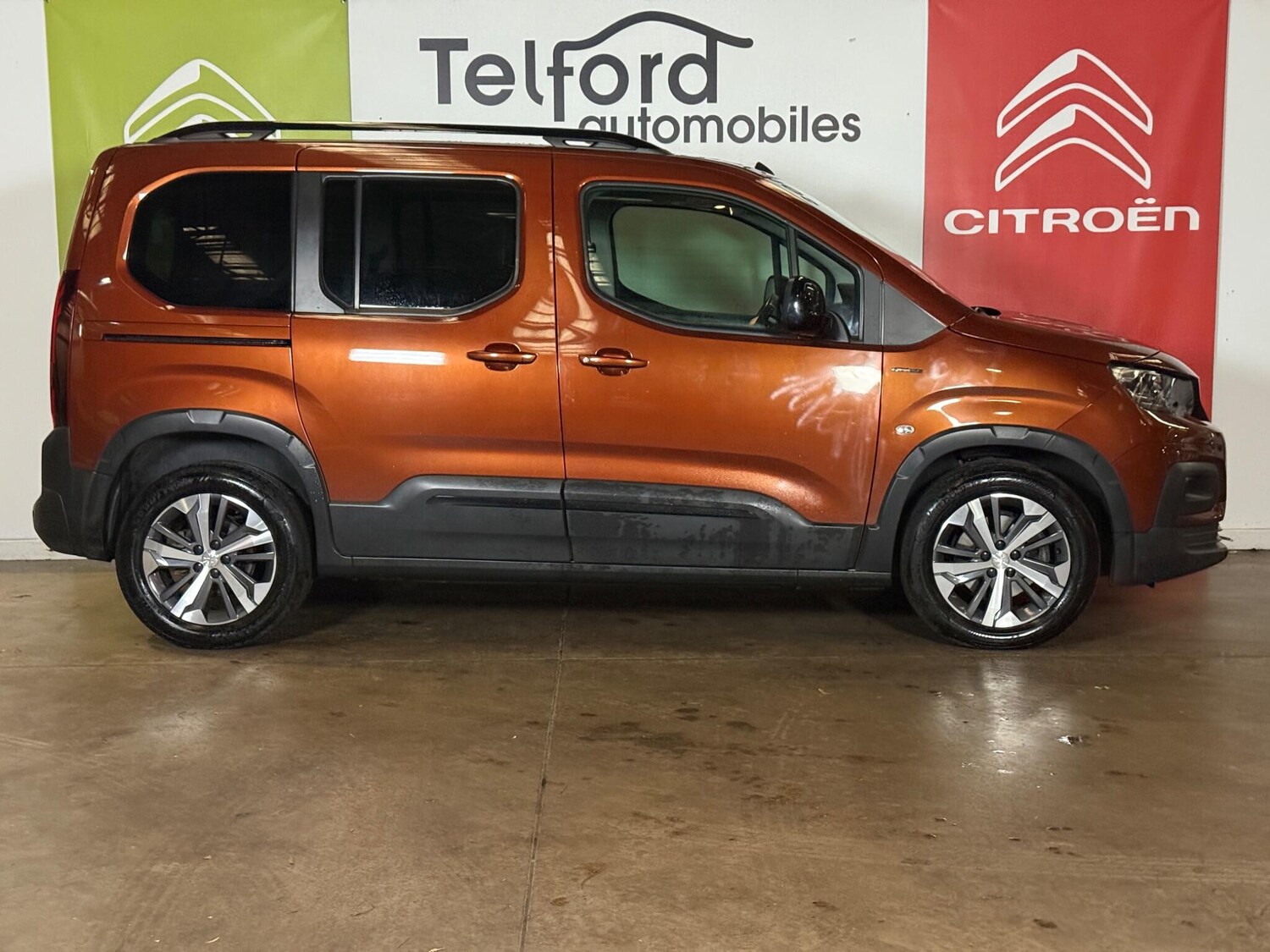 Used Peugeot Rifter 2019 for sale - 76409135: Photo 6