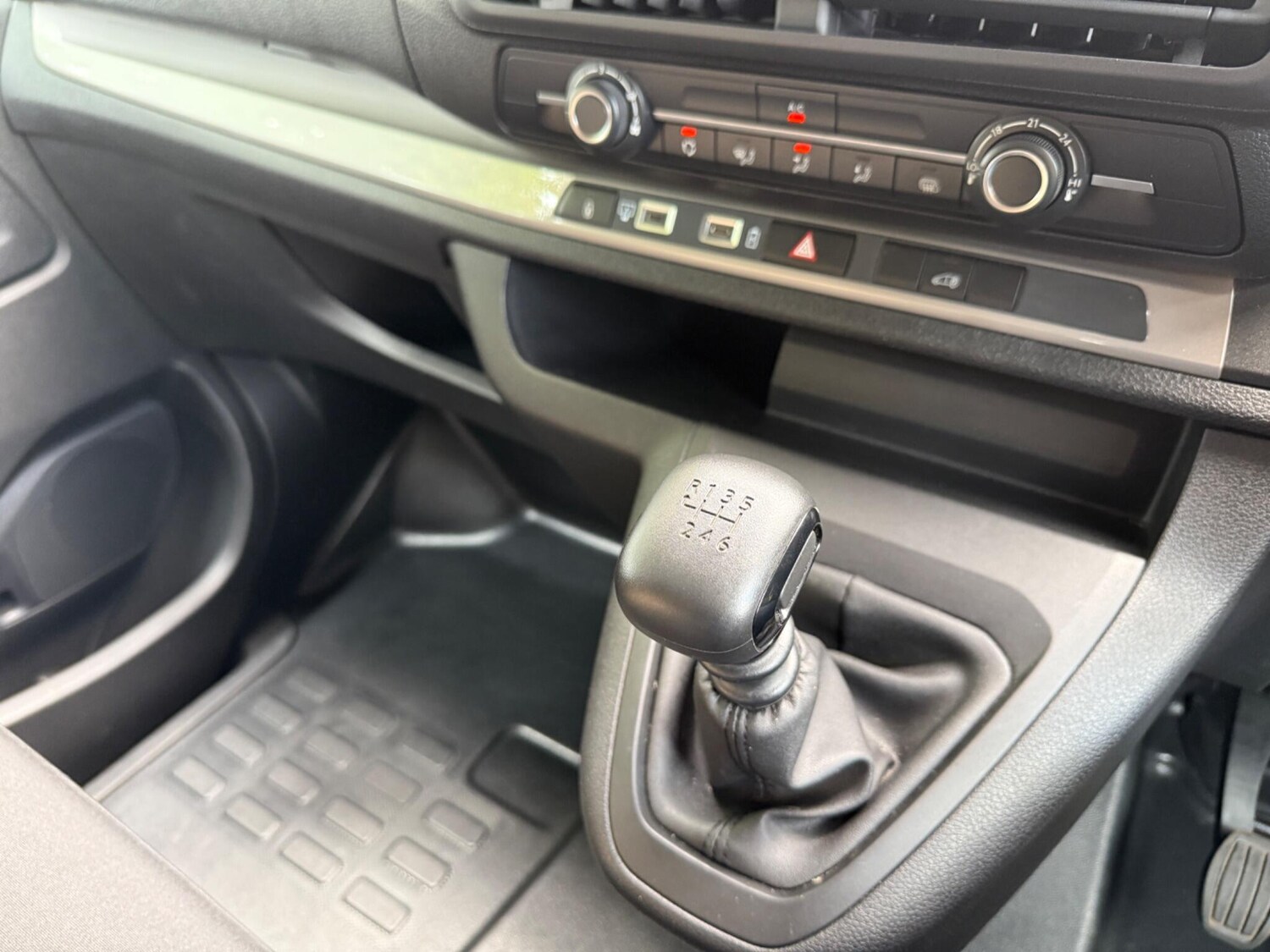 Used Peugeot Expert 2024 for sale - 75647305: Photo 10