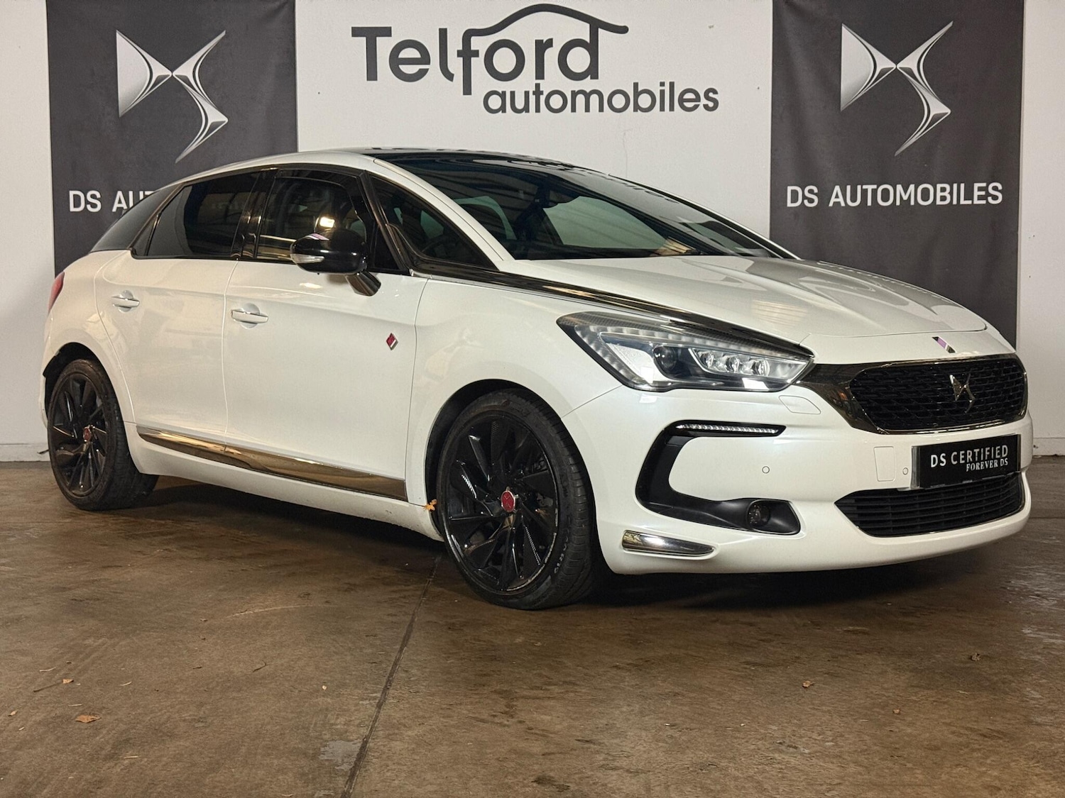 Used DS Automobiles DS 5 2017 for sale - 76485794: Photo 1