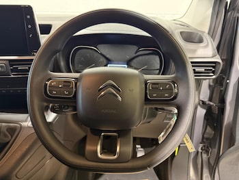 Used Citroen Berlingo 2021 for sale - 77496785: Photo