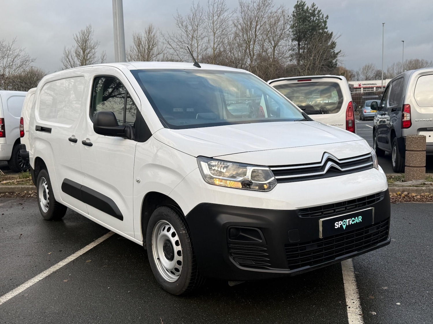 Used Citroen Berlingo 2022 for sale - 76801193: Photo 2
