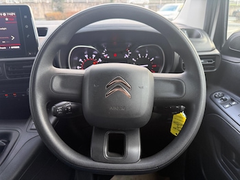 Used Citroen Berlingo 2022 for sale - 76801193: Photo