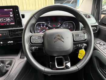 Used Citroen Berlingo 2022 for sale - 76214176: Photo