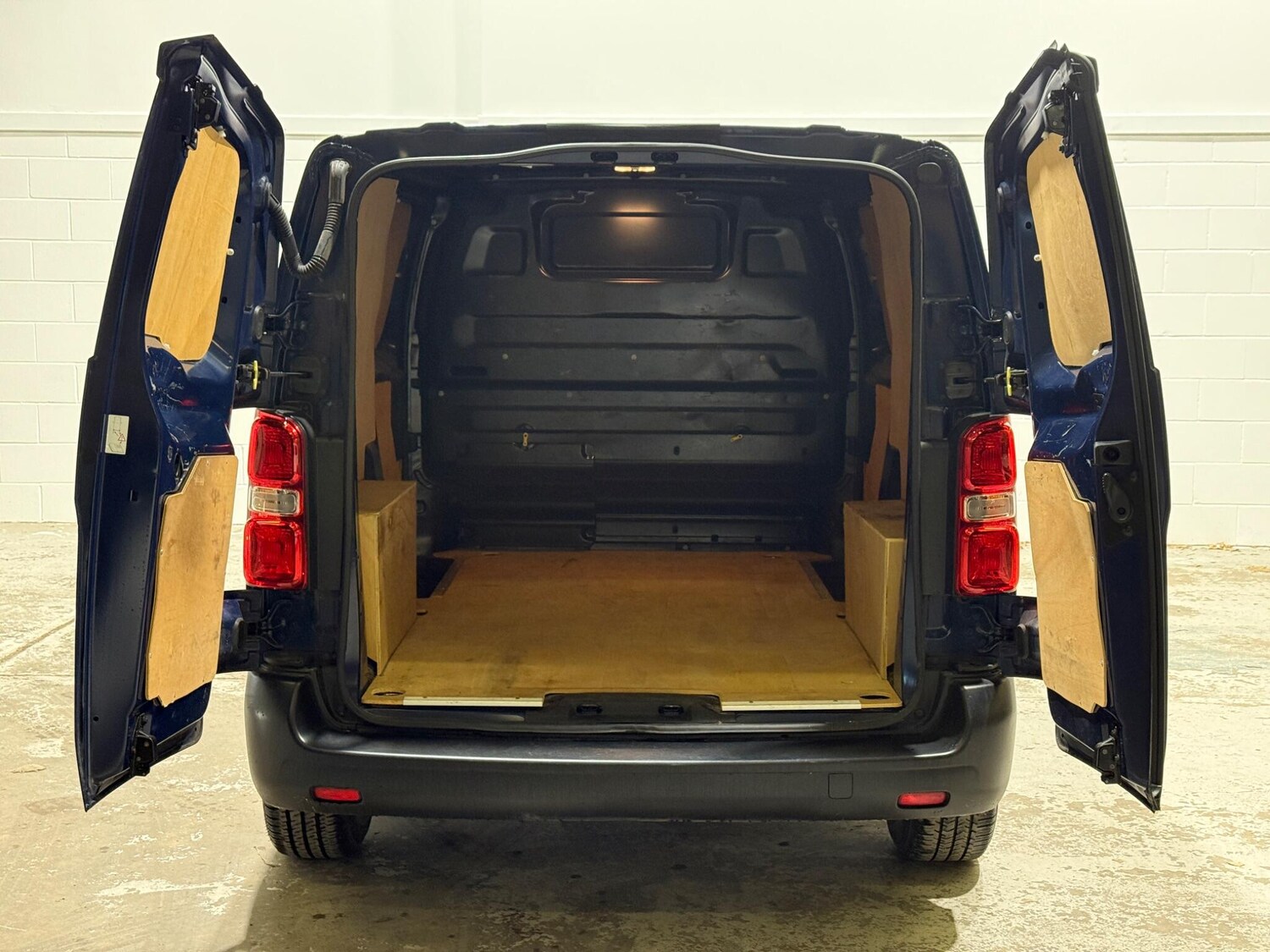 Used Peugeot Expert 2022 for sale - 77131652: Photo 21