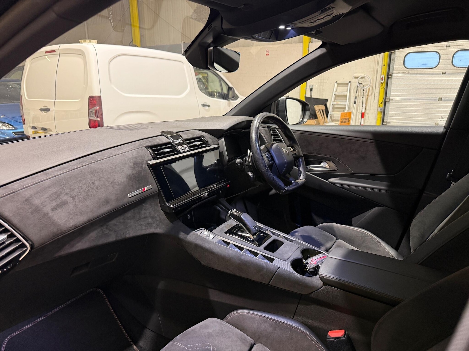 Used DS Automobiles DS 7 Crossback 2021 for sale - 76728398: Photo 14