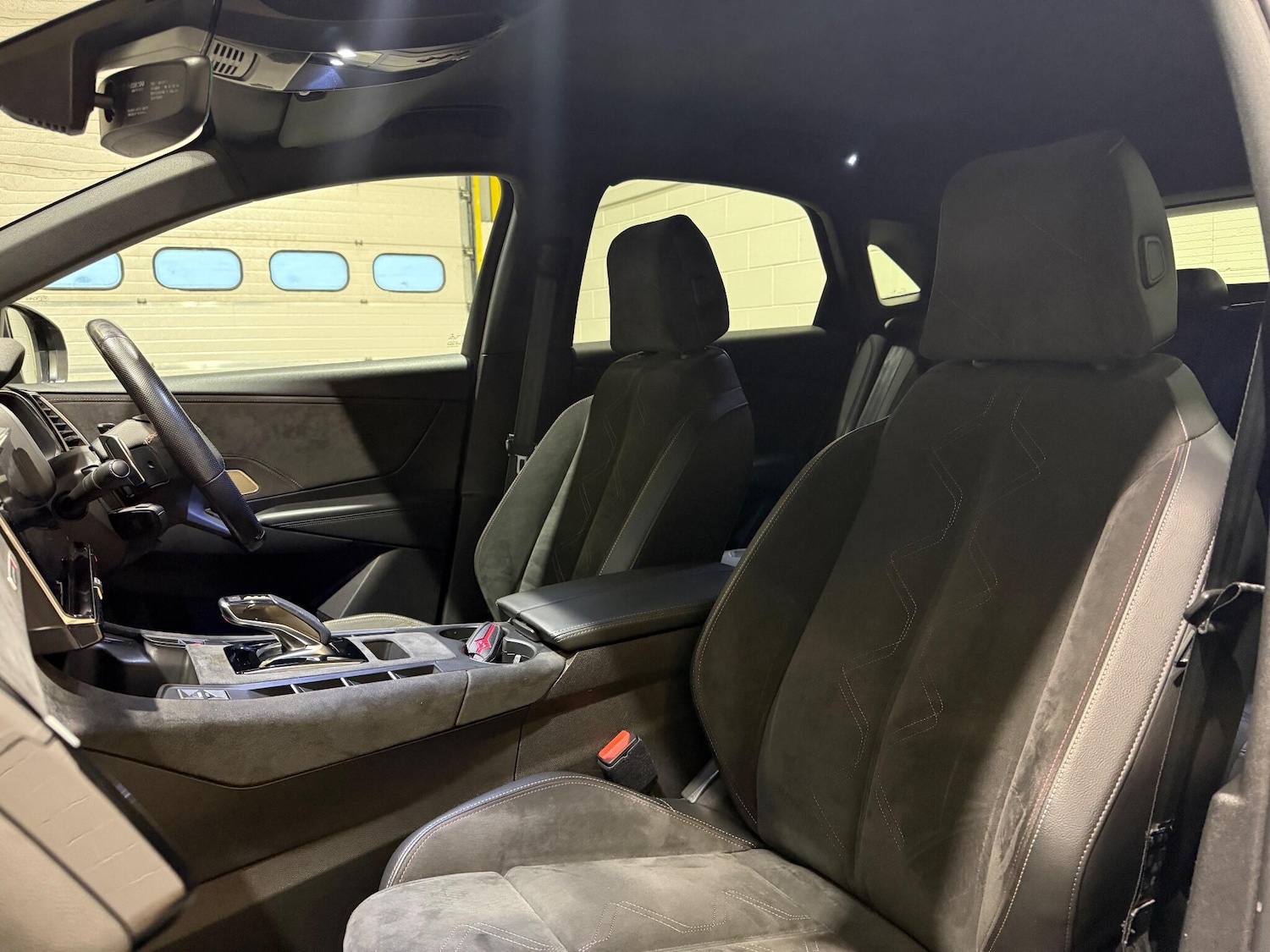 Used DS Automobiles DS 7 Crossback 2021 for sale - 76728398: Photo 17